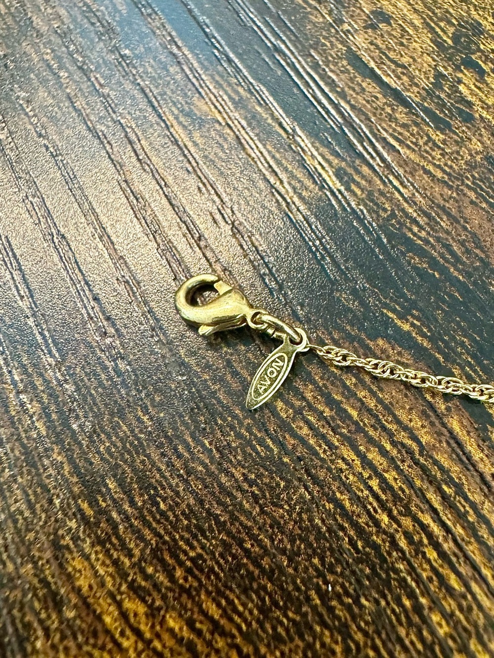 Vintage AVON Gold-Tone Mom Anklet (10”) - Picture 5 of 7